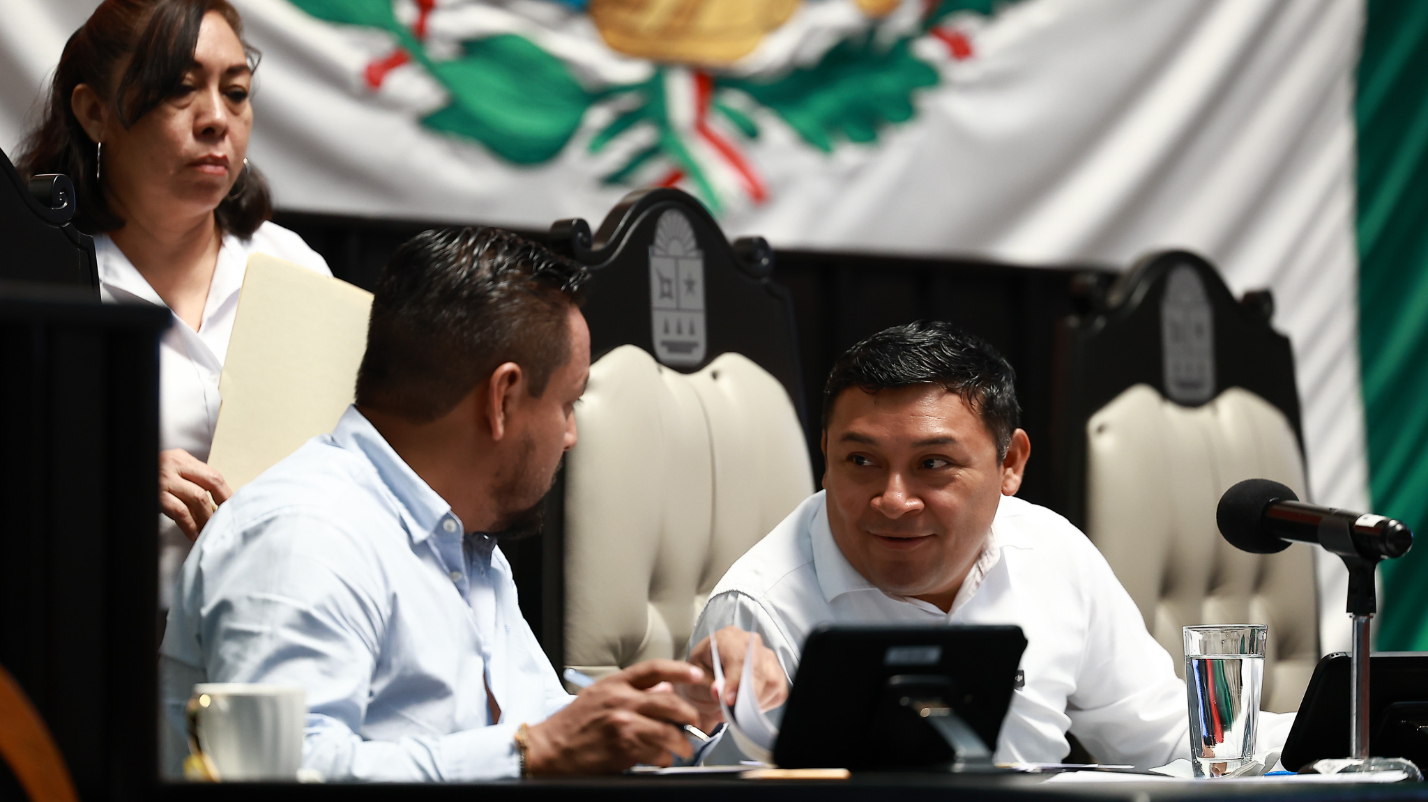 LA INICIATIVA ESTABLECE QUE LA FIRMA ELECTRONICA AVANZADA PRODUCIRA LOS MISMO EFECTOS JURIDICOS.